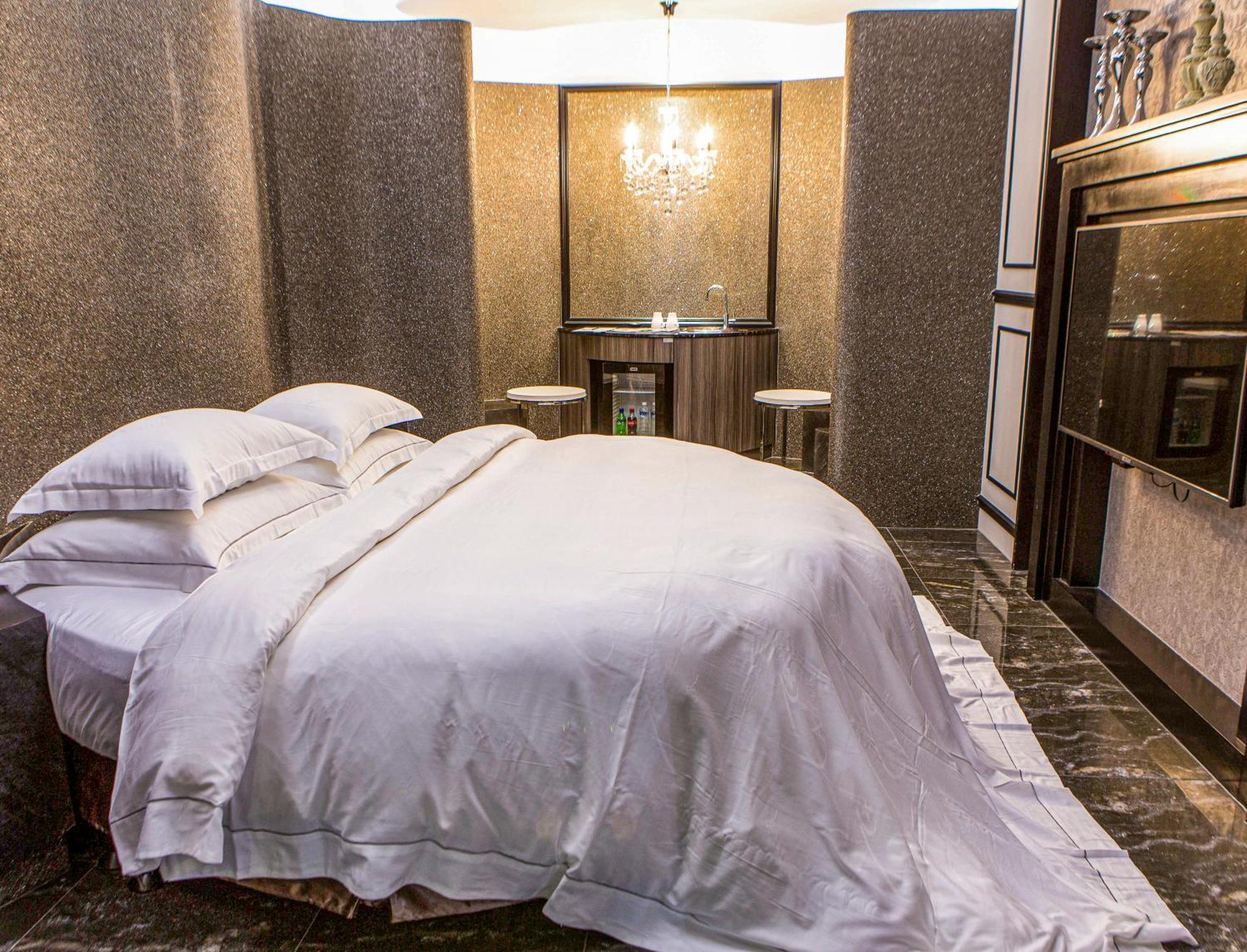All-Ur Boutique Motel - Xinzhuang Branch Buitenkant foto